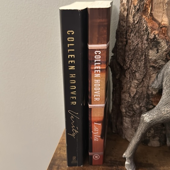 Colleen Hoover Books - Picture 4 of 4